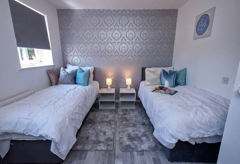اقامتگاه I Love London! A Stunning 2 Bed Home Sleeps 1 3!