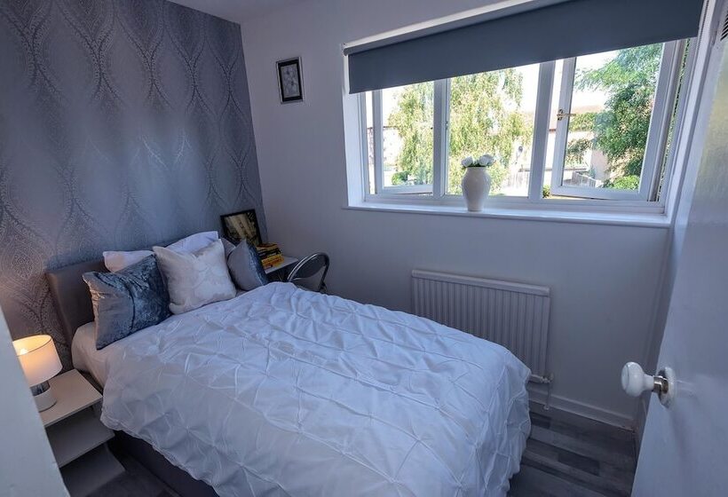 اقامتگاه I Love London! A Stunning 2 Bed Home Sleeps 1 3!