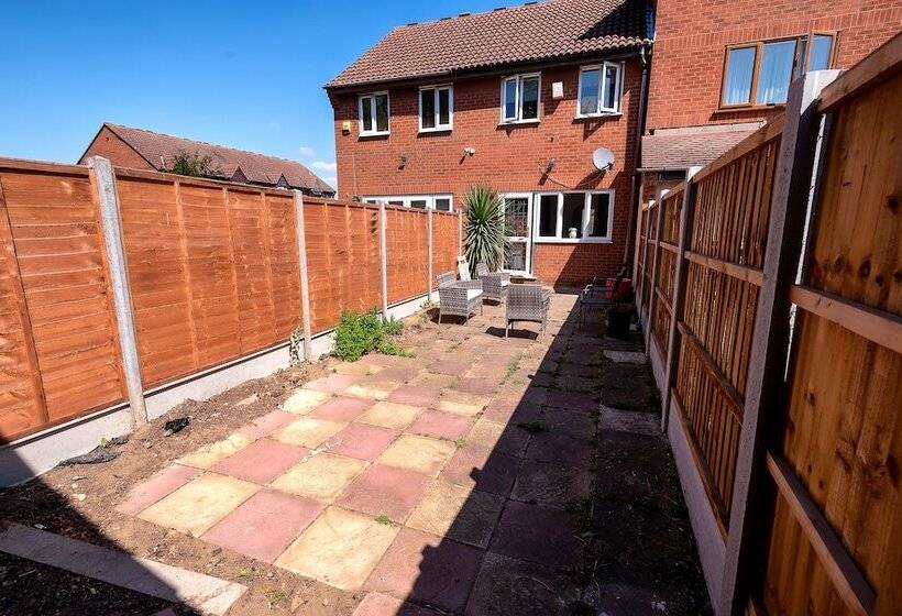 اقامتگاه I Love London! A Stunning 2 Bed Home Sleeps 1 3!
