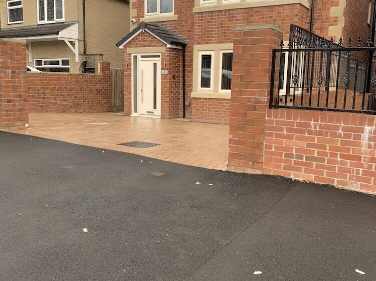 住所  New Build 4 Bed Det House In Yorkshire Nr Leeds