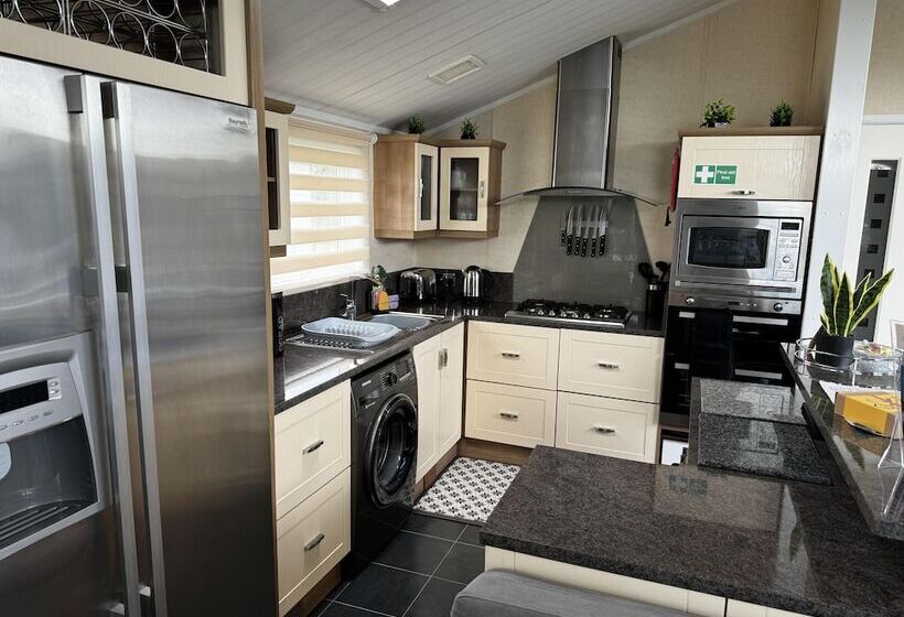 اقامتگاه Cosy 8 Berth Caravan Near To Skegness At Southview Holiday Park Ref 33057f