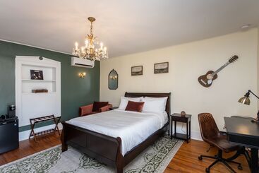 Sojourn At The Legacy Inn