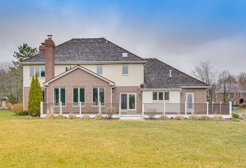 Spacious Inverness Home ~ 36 Mi To Chicago!