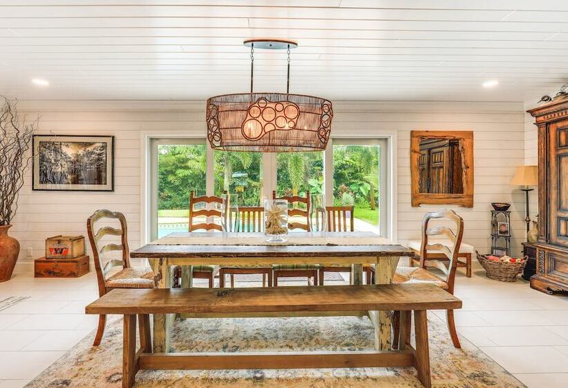 Spacious Palm City Home W/ Private Pool Near Golf