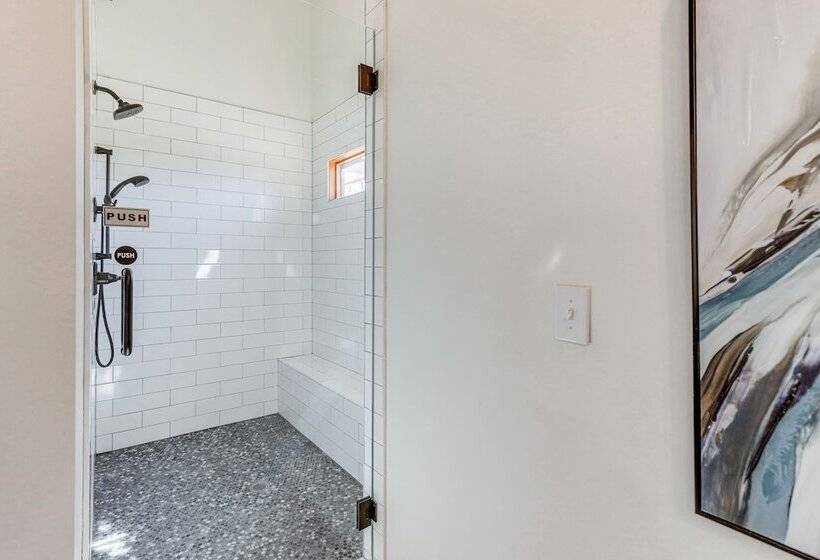 Upscale Ellijay Cottage W/ Private Hot Tub & Grill