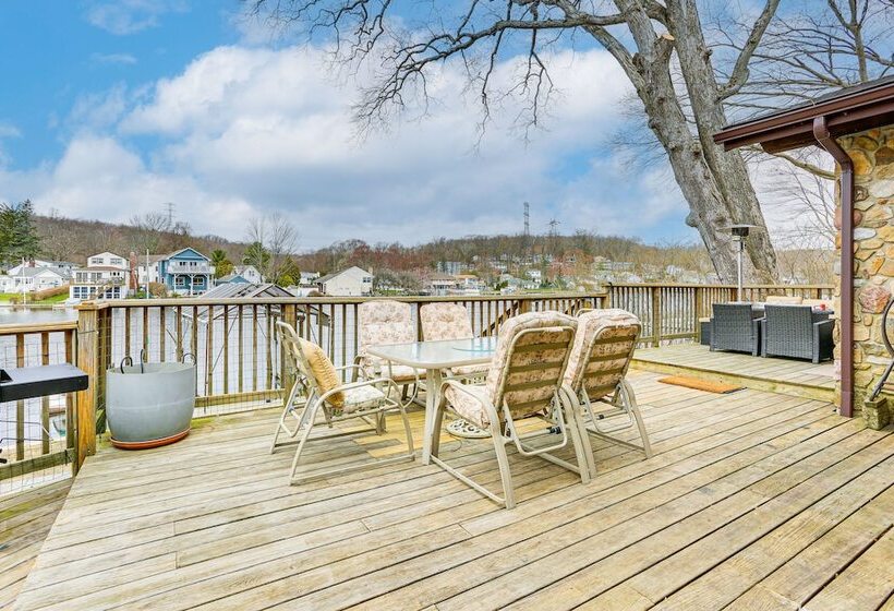 Waterfront Lake Hopatcong Home W/ Boat Dock!