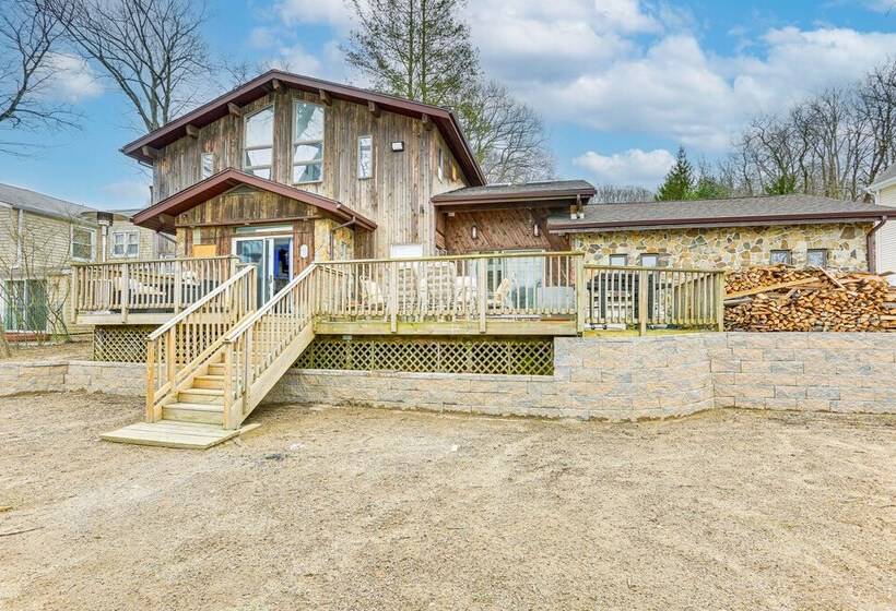 Waterfront Lake Hopatcong Home W/ Boat Dock!