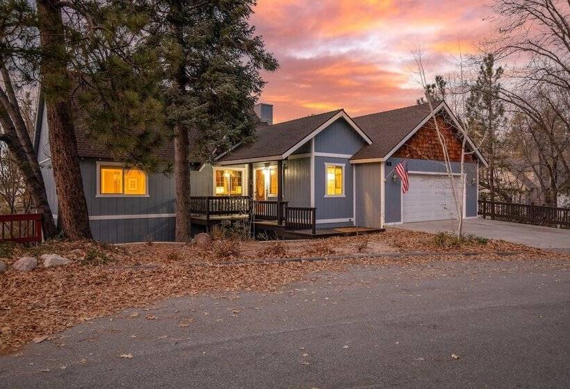 Blue Spruce By Avantstay Cozy Home W/ Dual Decks