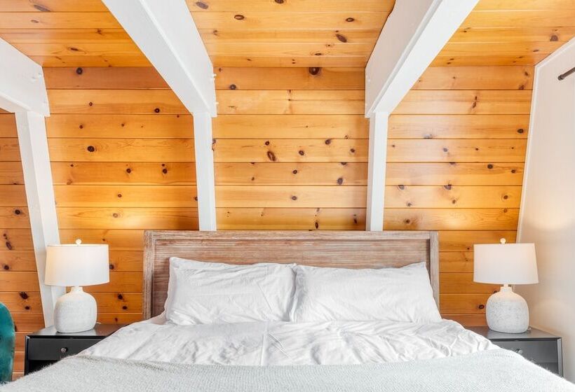 Chickadee By Avantstay Modern A Frame Cabin