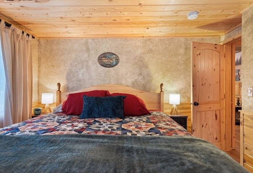 Hayloft Hollow