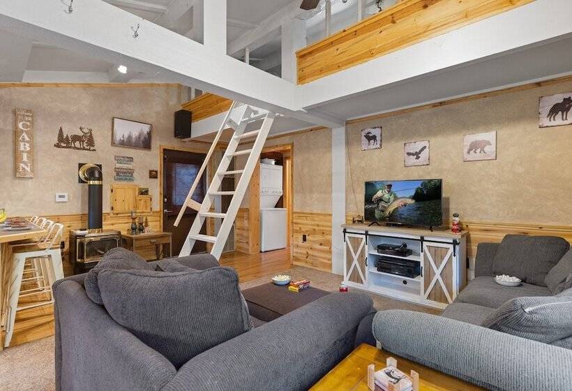Hayloft Hollow