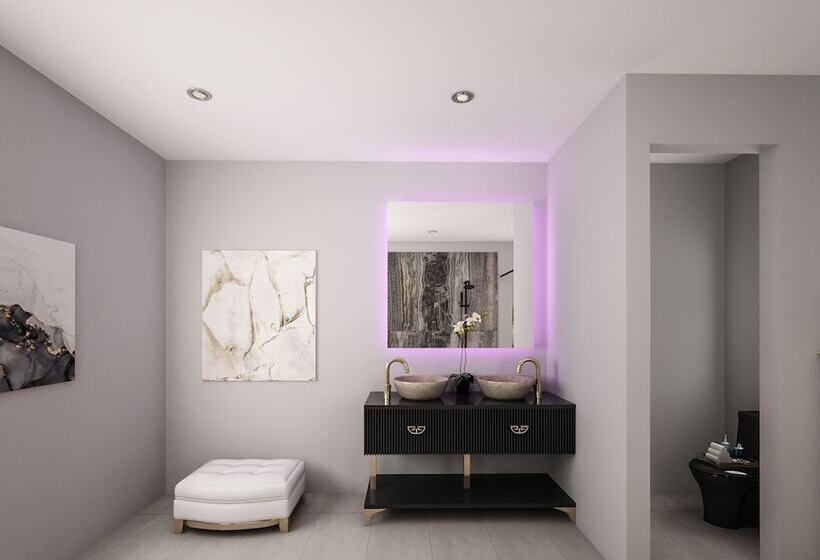 هتل Black Amber Boutique