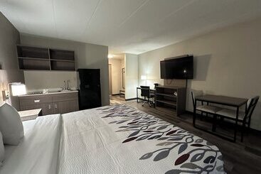 هتل Red Roof Inn Doswell   Kings Dominion