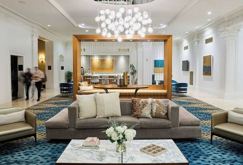هتل Rusk House Serviced Apartments