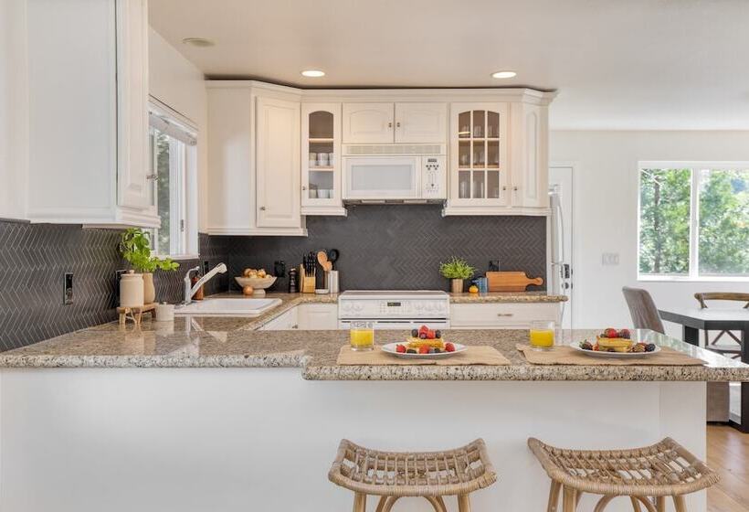 Lone Pine By Avantstay Close To Town And Shore! #cestrp 2022 01576