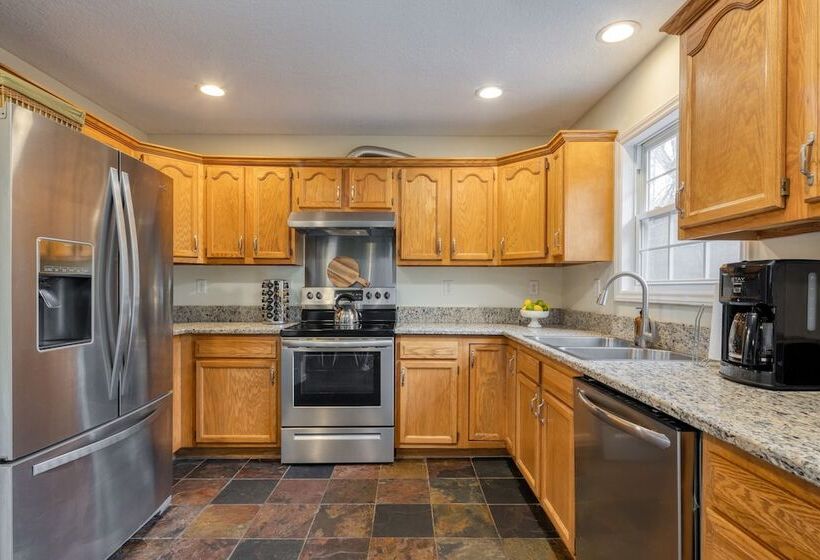 Penny By Avantstay Weaverville Home W/ Mtn Views