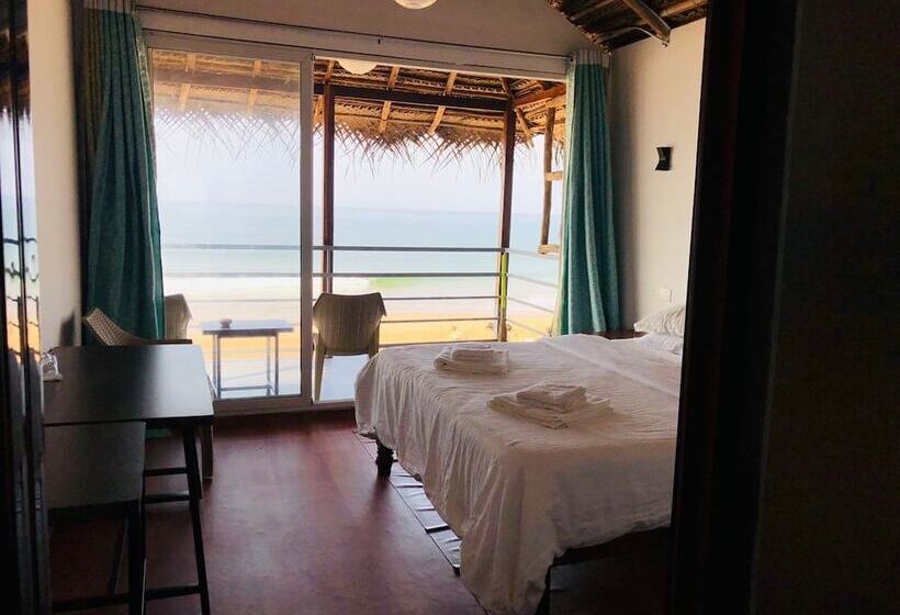 فندق Agonda Beach Chalets