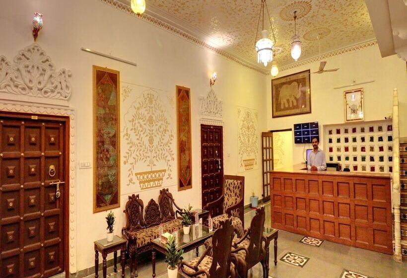 هتل Darbargarh, Udaipur