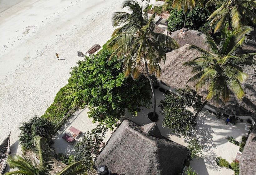 تختخواب و صبحانه Coco Beach