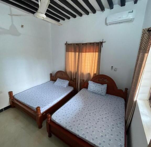 مبيت وإفطار Natural Kendwa Villa