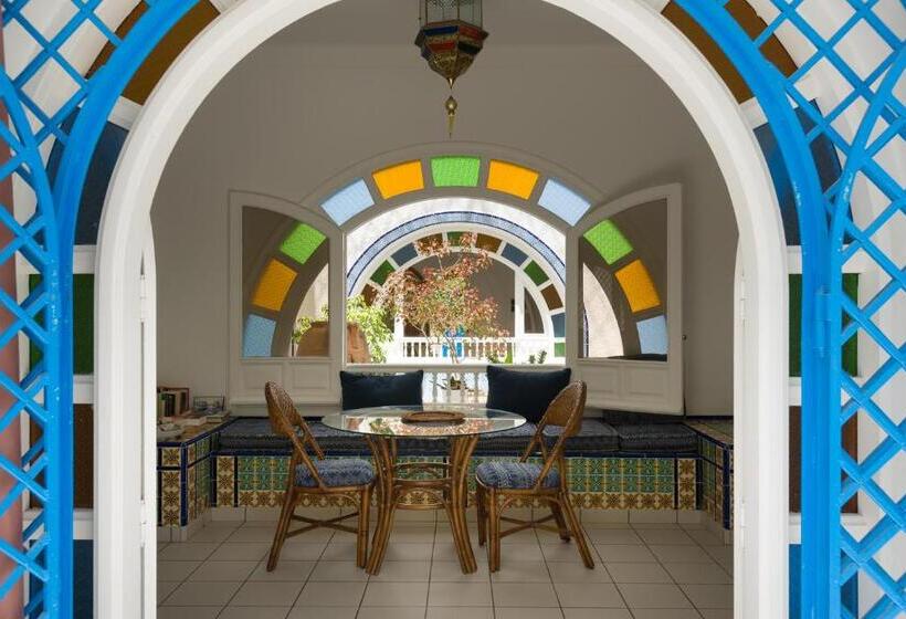 تختخواب و صبحانه Villa Phoenicia
