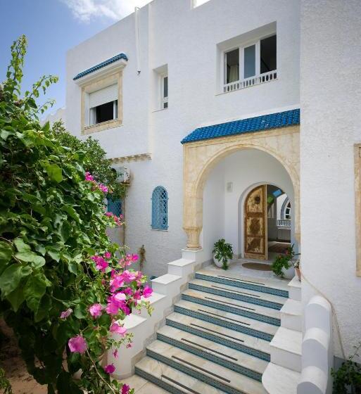 تختخواب و صبحانه Villa Phoenicia