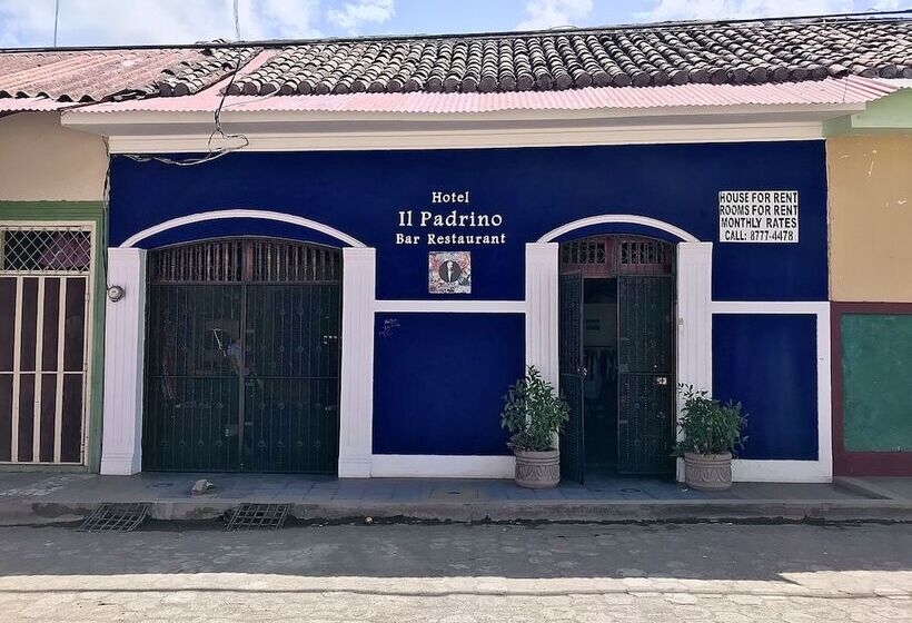 هتل Il Padrino
