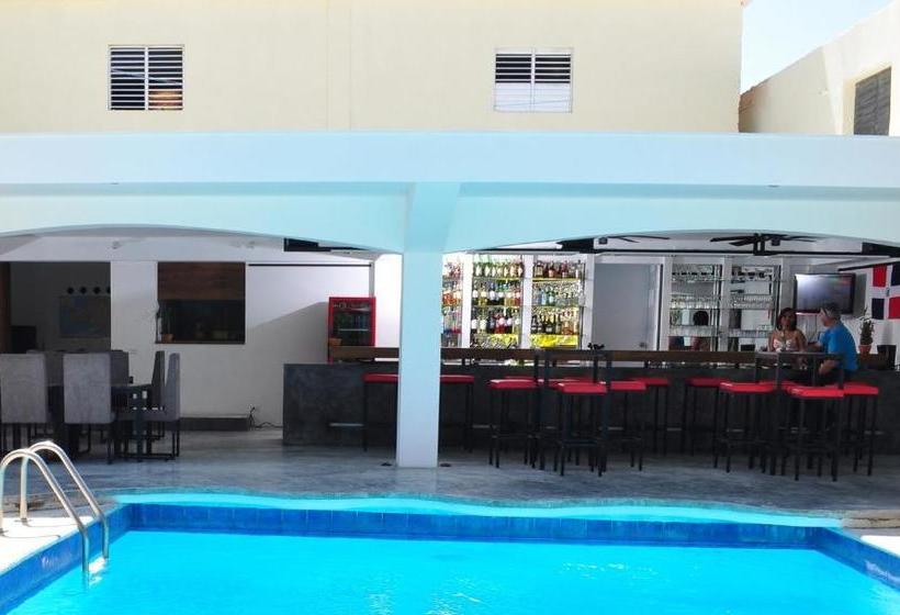 هتل Las Palmeras
