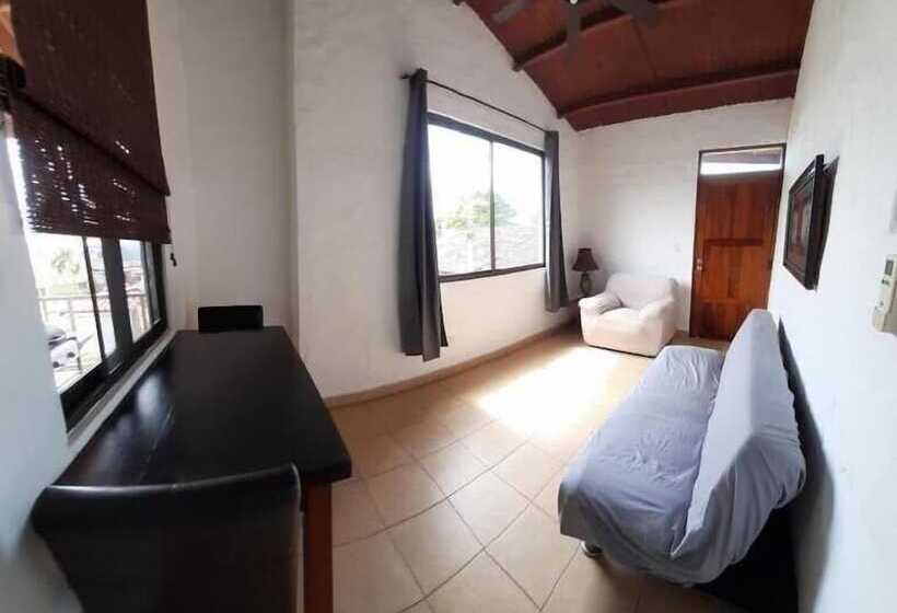 هتل San Carlos Beach Inn
