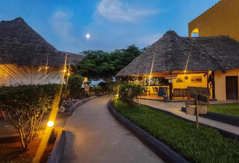 Reef & Beach Resort   Spa Jambiani