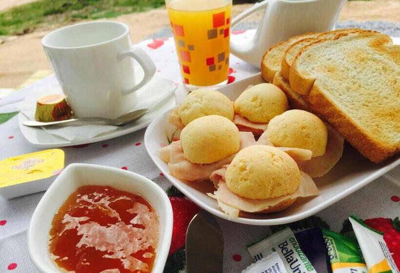 Unique Hotel & Suites