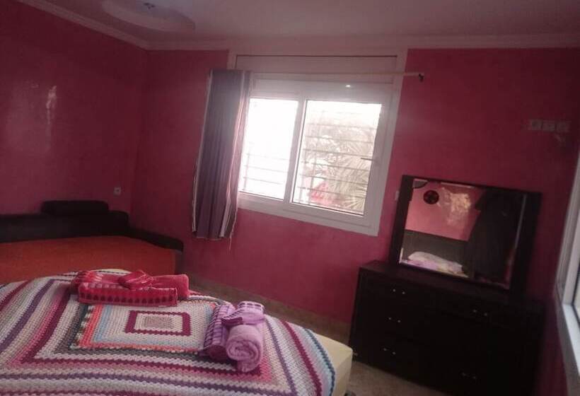 هاستل Mubaradise Surfcamp