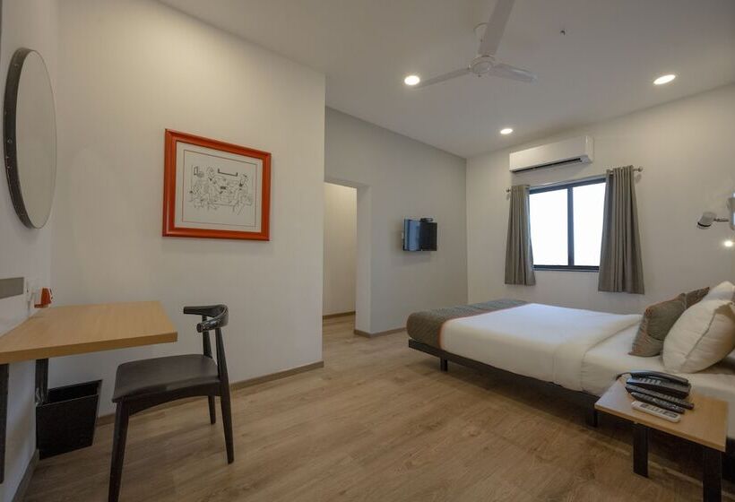 酒店 Signature Inn