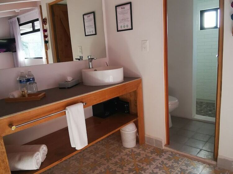 Santa Josefita Bed & Breakfast