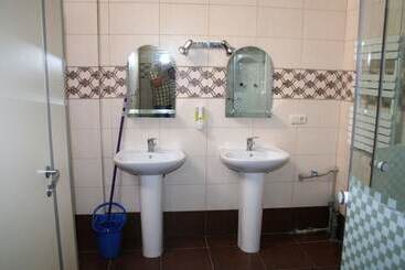 Hostel Uyut
