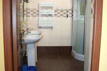 Hostel Uyut