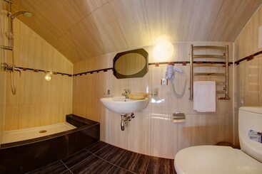هتل F&b Spa Resort