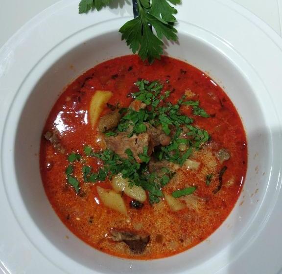 فندق Leoton Chernivtsi