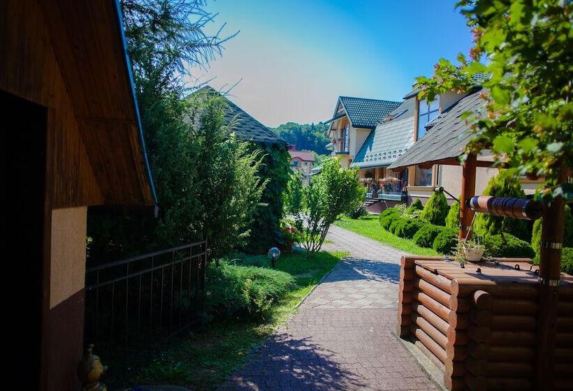 酒店 Pansionat Bogema
