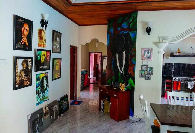 تختخواب و صبحانه Chamo Villa