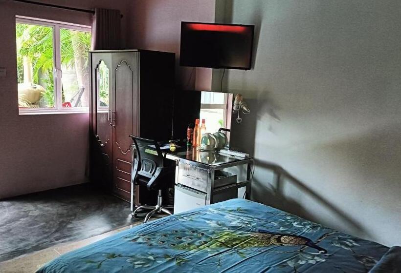 تختخواب و صبحانه Palms Villa