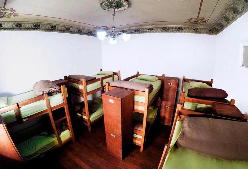 Bunkie Hostel