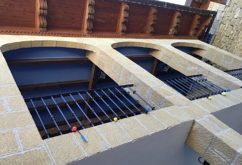 בית מלון כפרי Hospedería Sádaba