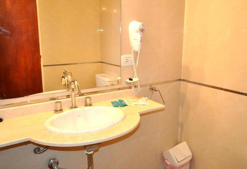 هتل La Fontana