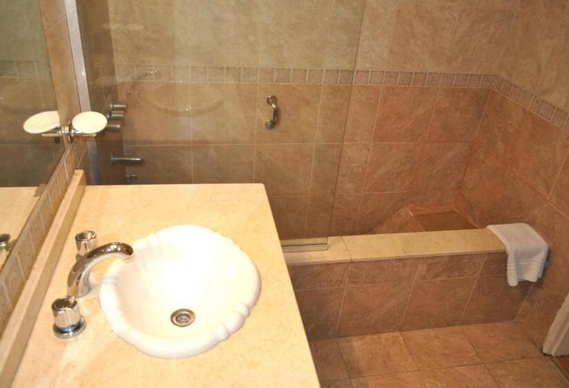 هتل La Fontana