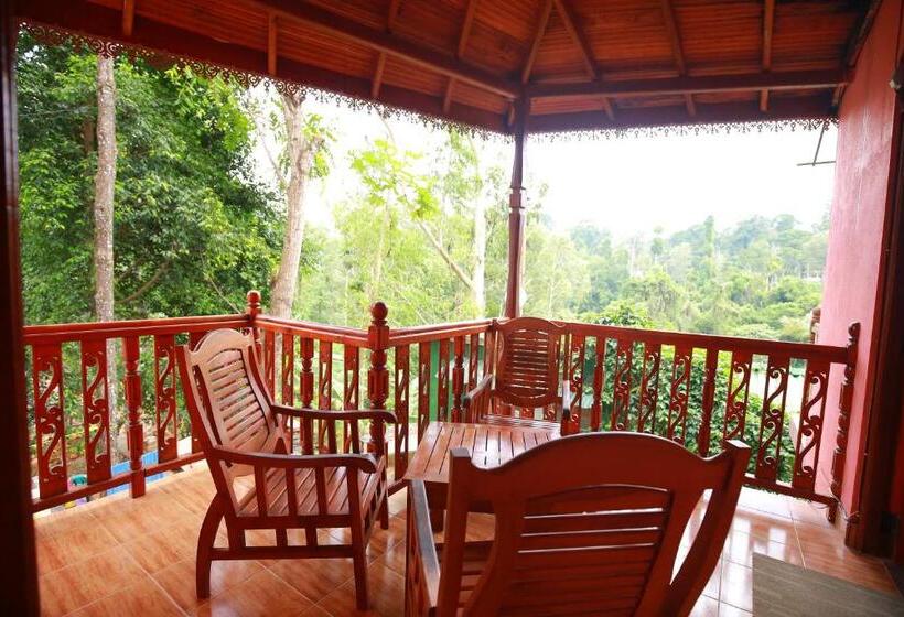هتل Tea Forest Lodge