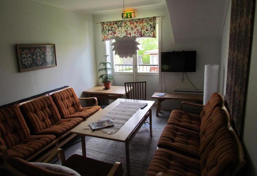 هاستل Olsnäsgården