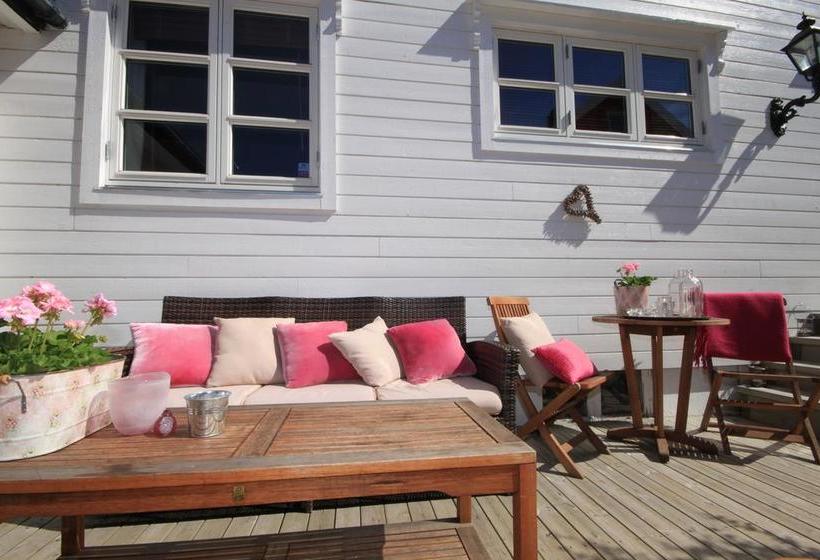 Bed and Breakfast Opsahl Gjestegaard