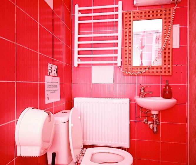 تختخواب و صبحانه Sleep In Bnb