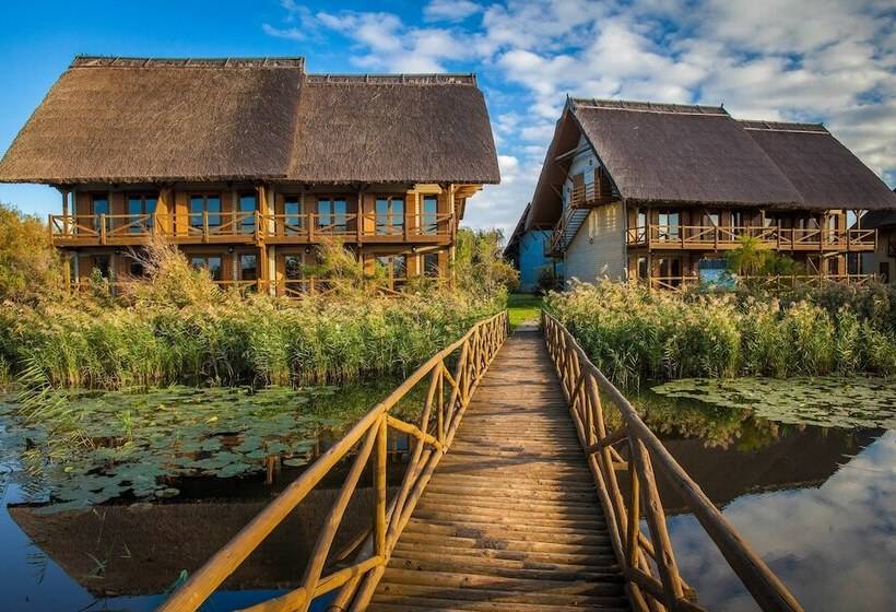 هتل Green Village Resort